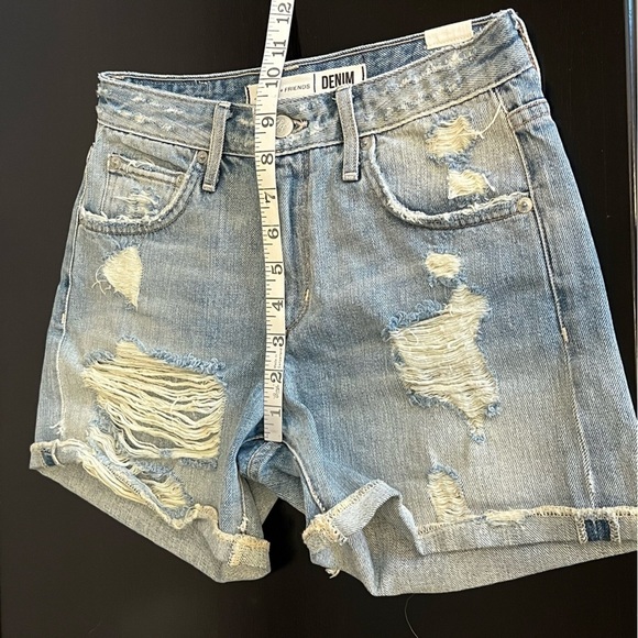 Lovers & Friends Dylan Boyfriend jeans shorts, distressed, color Harper, sz 24 - Picture 13 of 15